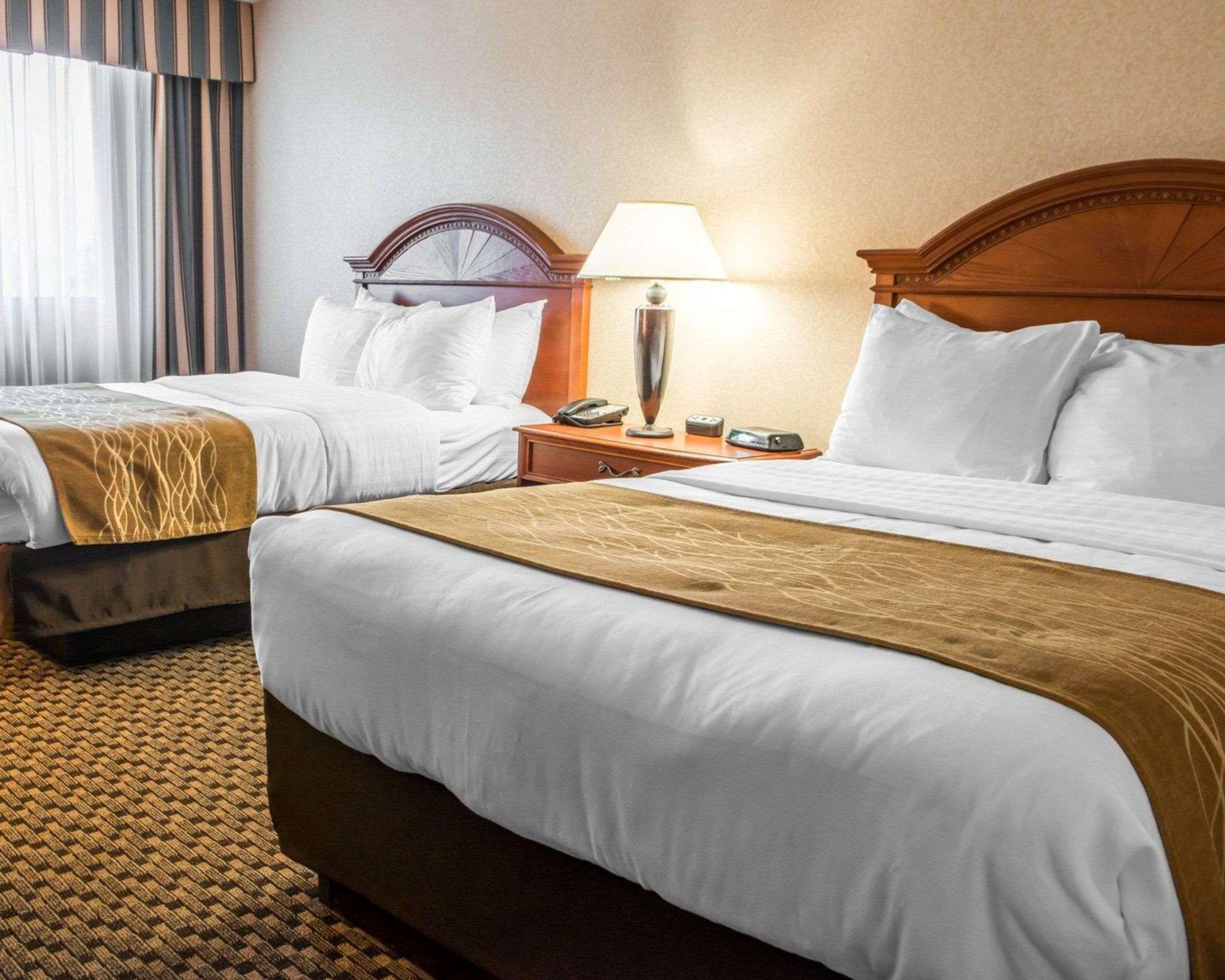 Mainstay Suites Verona Ngoại thất bức ảnh