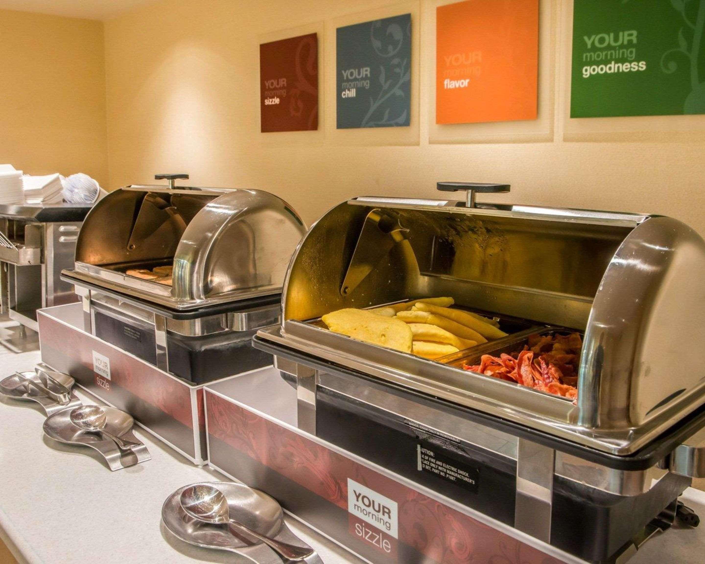 Mainstay Suites Verona Ngoại thất bức ảnh